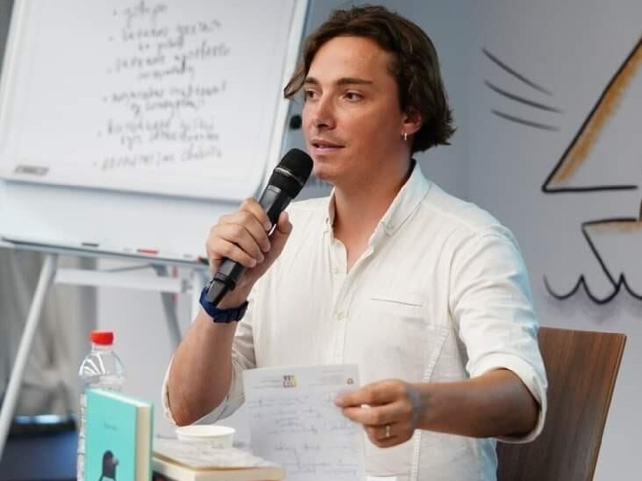 Любка признался, что сам диктант не писал, но "с огромным удовольствием прослушал"