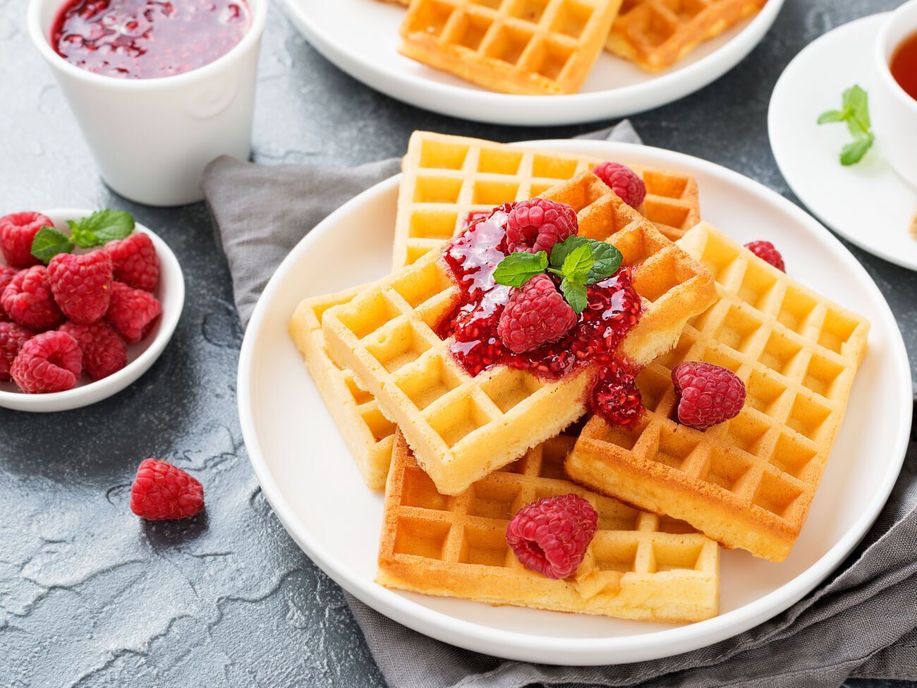 За словами блогерки, вафлі виходять хрусткими зверху й ніжними всередині