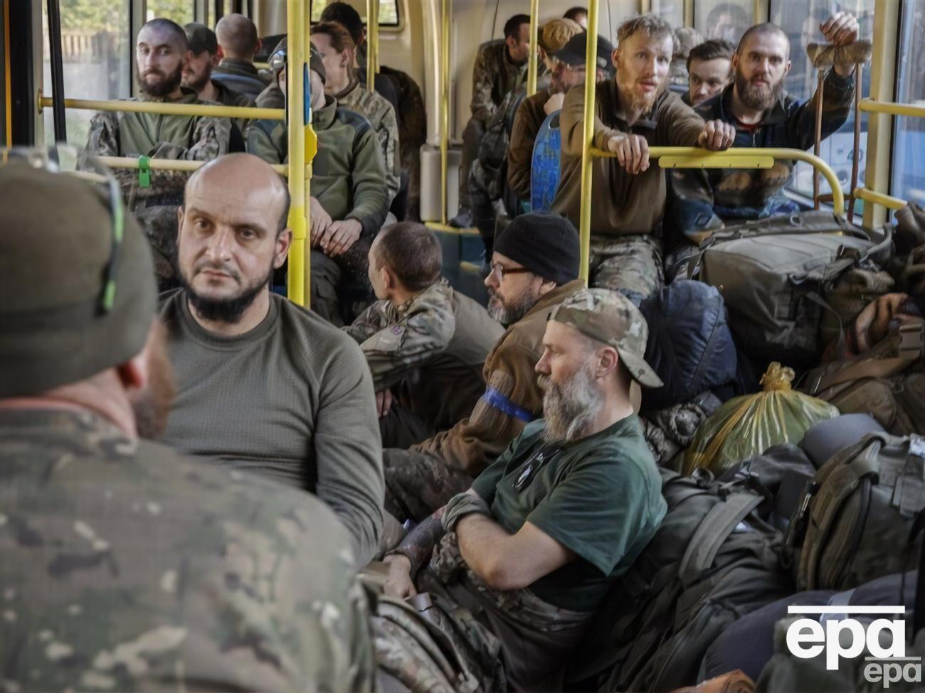 Українські військовослужбовці покинули "Азовсталь" у травні