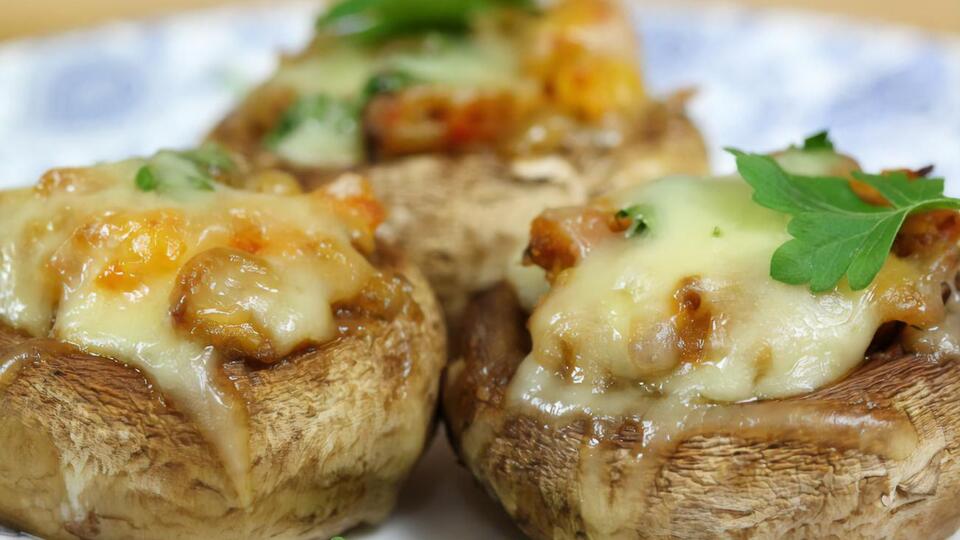 Грибы по рецепту Клопотенко выпекаются 20 минут