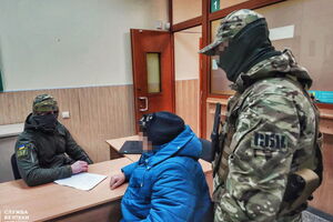 У СБУ зазначили, що після звільнення Лимана підозрювана намагалася переховуватися, щоб уникнути правосуддя