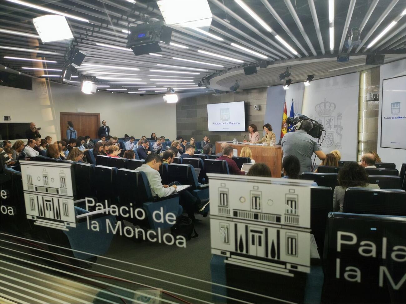 Один из конвертов был отправлен во дворец Монклоа &ndash; резиденцию премьера Испании