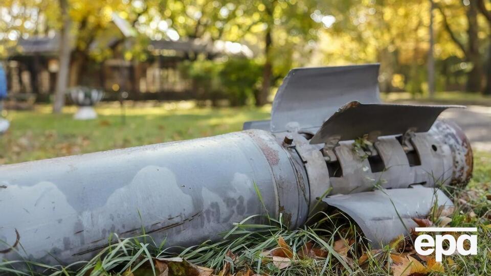 Россия будет продолжать ракетные атаки на Украину, заявили в Минобороны