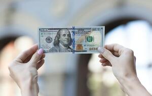 24 февраля НБУ зафиксировал курс гривны к иностранным валютам