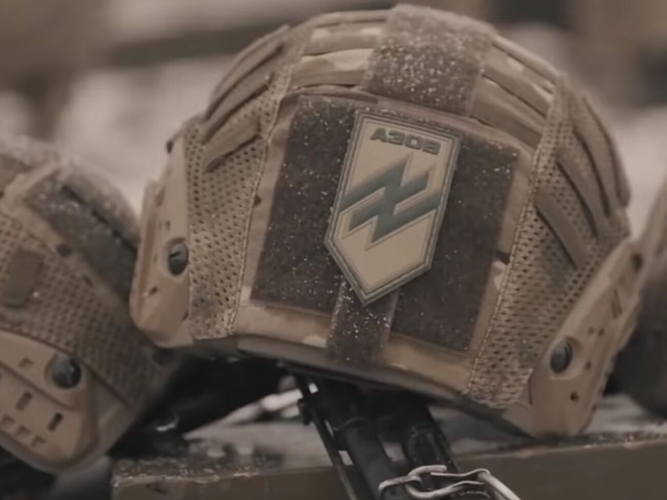 Дутчак наголосив, що всі знали, де розташована база "Азову"