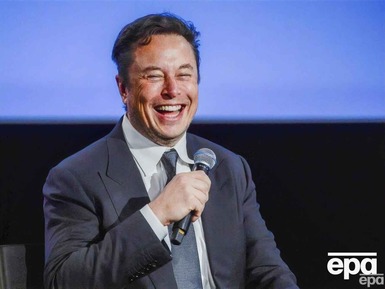 Власник Twitter помирився з Apple