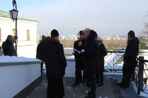 Священнослужителям объявили о подозрении