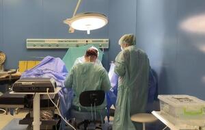 Врачи прооперировали женщину с редкой генетической патологией