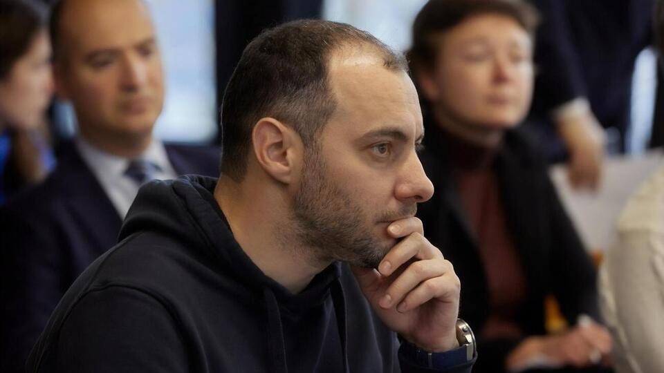 За назначение Кубракова вице-премьер-министром Украины проголосовало 263 народных депутата, отметил Железняк