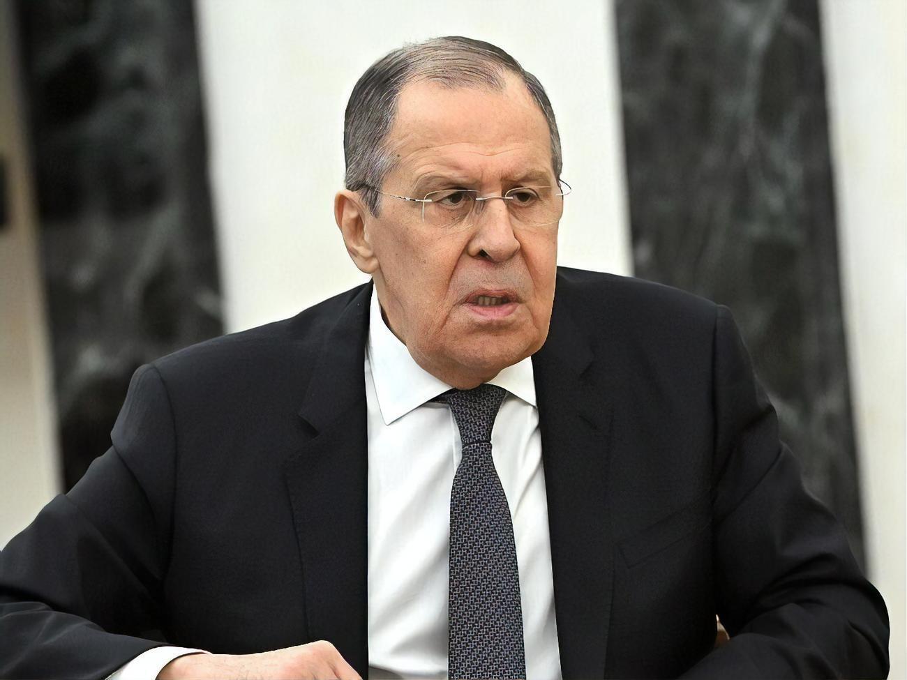 Лавров згадав, як радянська армія била німців у Сталінграді, і переконував журналістів, що у Херсоні тепер відбувається те саме