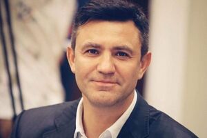 Николай Тищенко: Как утверждают СМИ, покупка картин является одним из механизмов "отката" за аренду помещений "Нафтогазом"