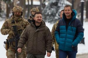 Владимир Зеленский поговорил со знаменитым "выживальщиком"
