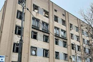 Будівлю медзакладу пошкоджено, люди не постраждали