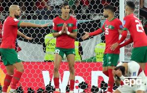 Сборная Марокко (в красно-зеленой форме) сумела не пропустить