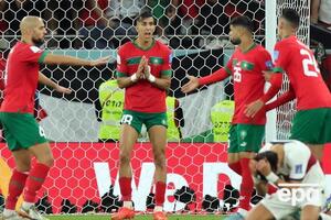 Сборная Марокко (в красно-зеленой форме) сумела не пропустить