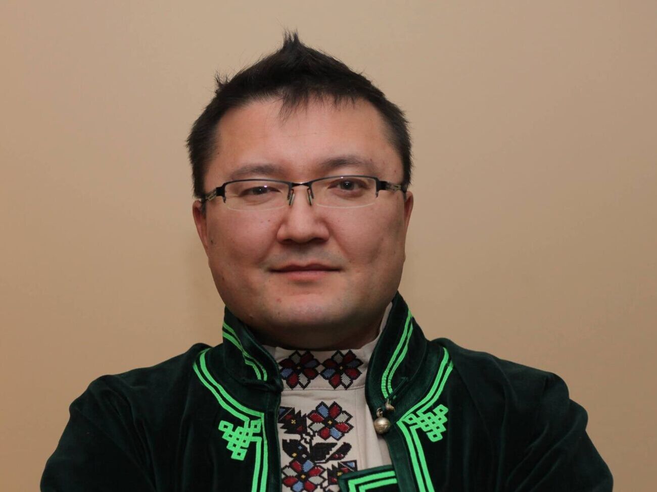 Дорж Бату пока что не комментировал заявление издательства "Старого Лева"