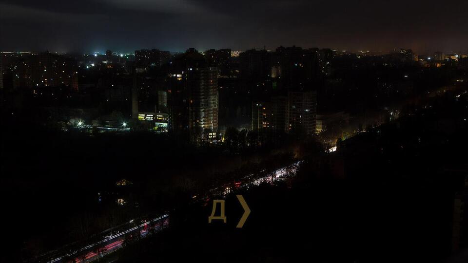 Одеса та майже вся Одеська область залишилися без електропостачання унаслідок російських атак