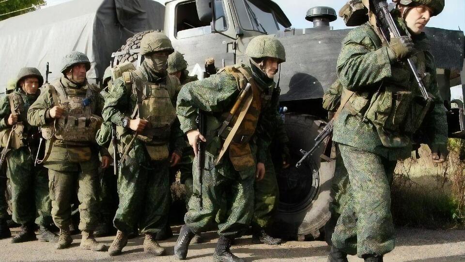 Окупанти намагаються призвати у свою армію жителів окупованої Луганської області