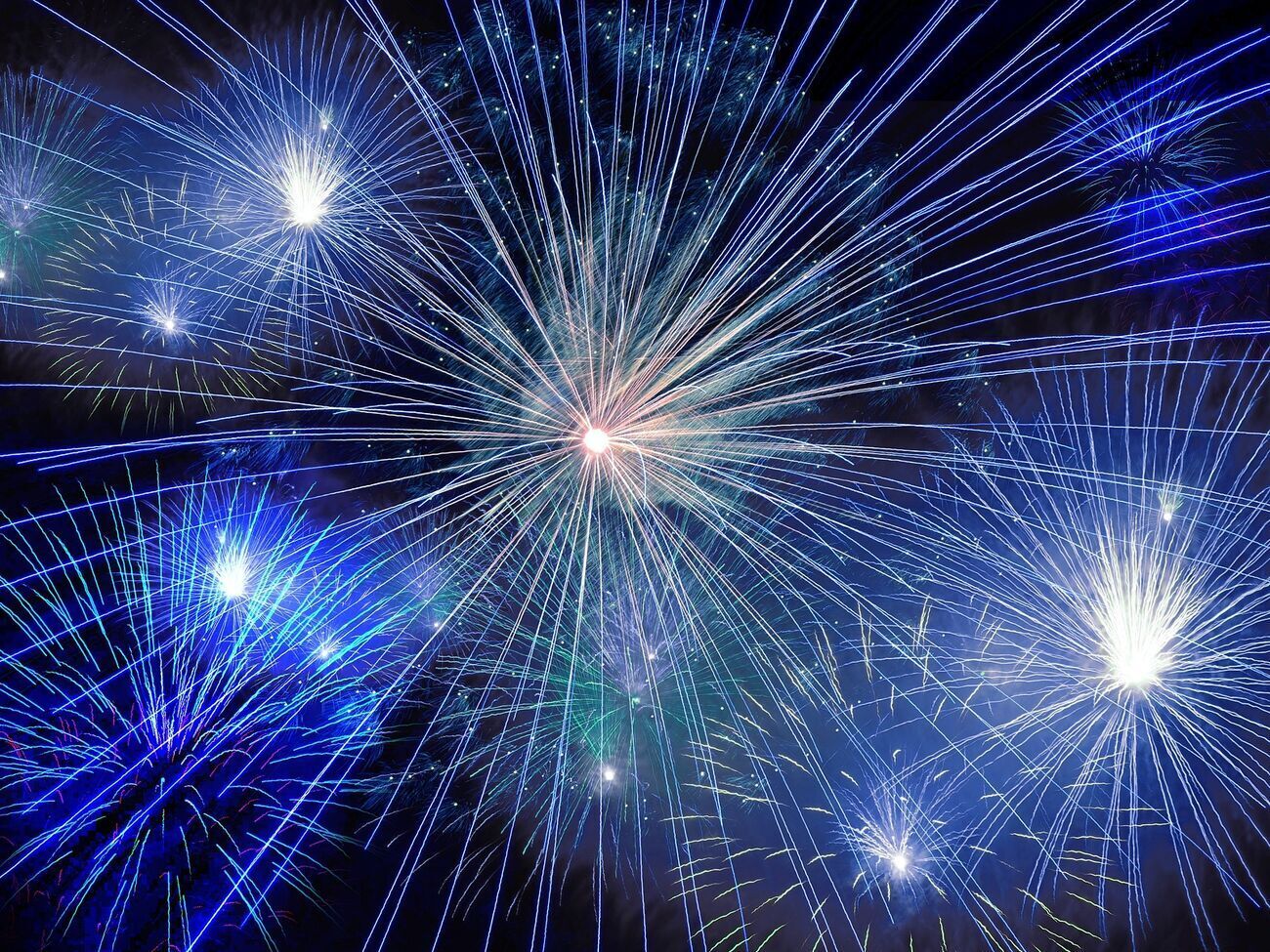 У Бєлгородській та Курській областях заборонили салюти