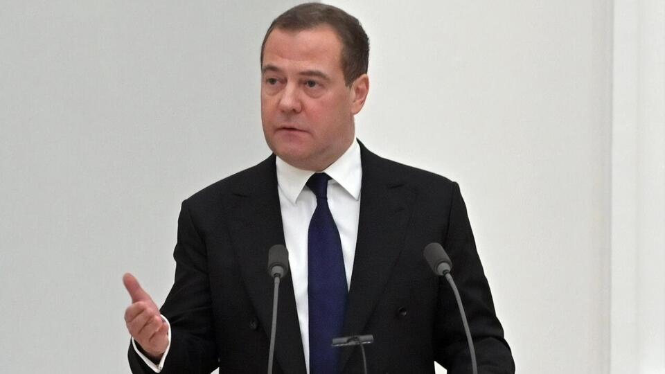 Бєлковський: У Медведєва немає вибору