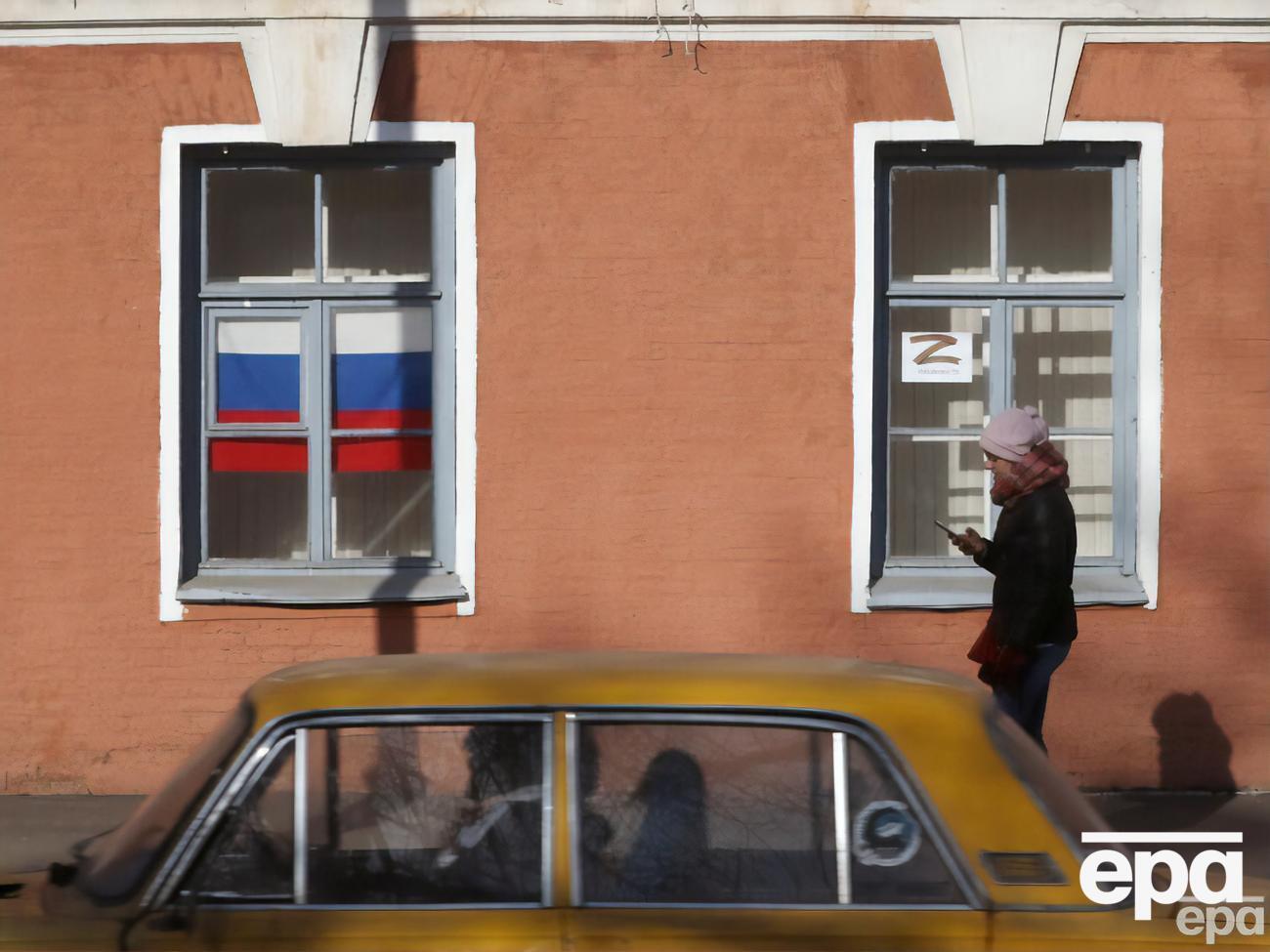 Украинцев вынуждают получать российские паспорта