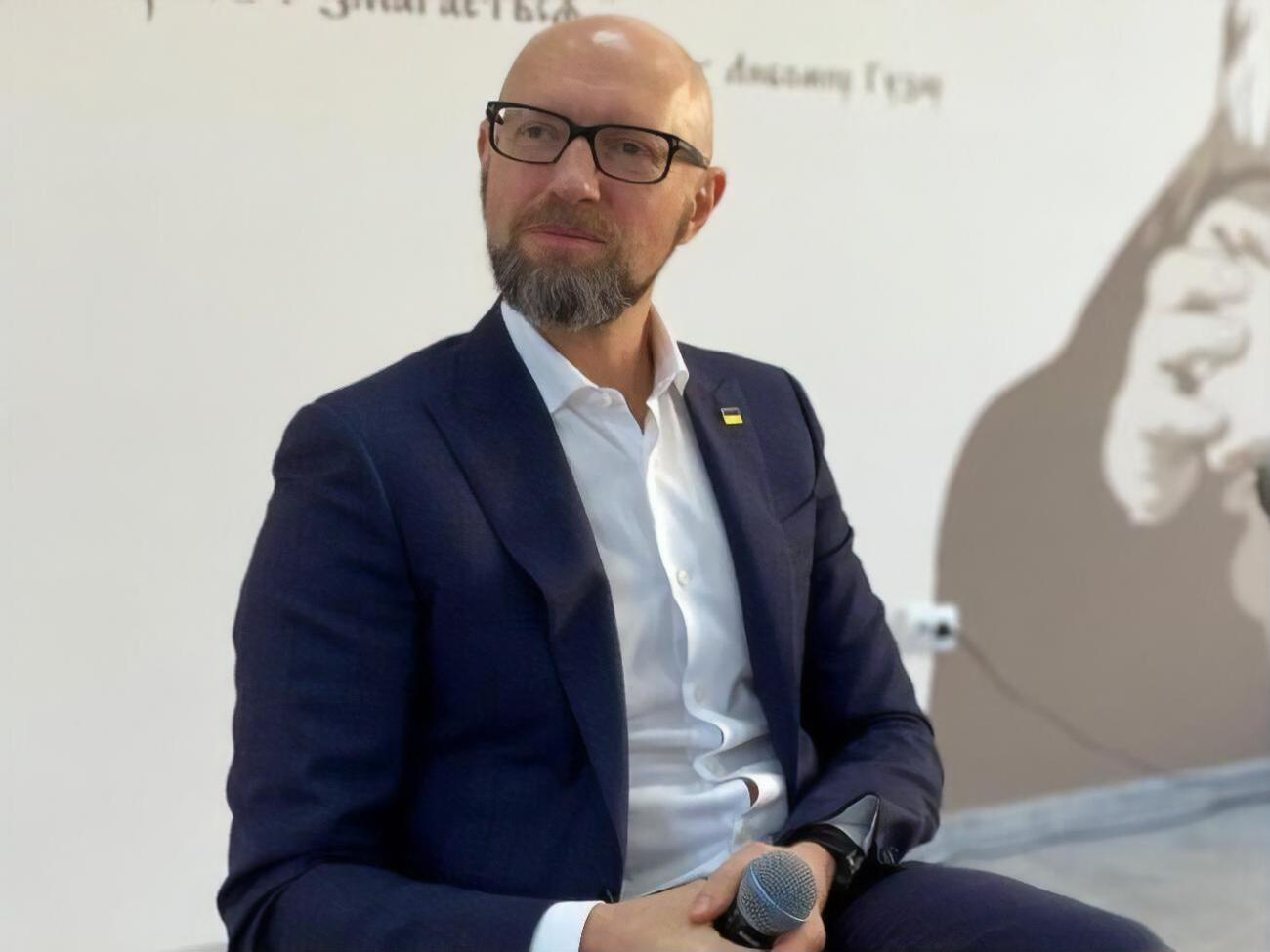 Яценюк: Не виключено, що частина російської еліти думає про життя без Путіна