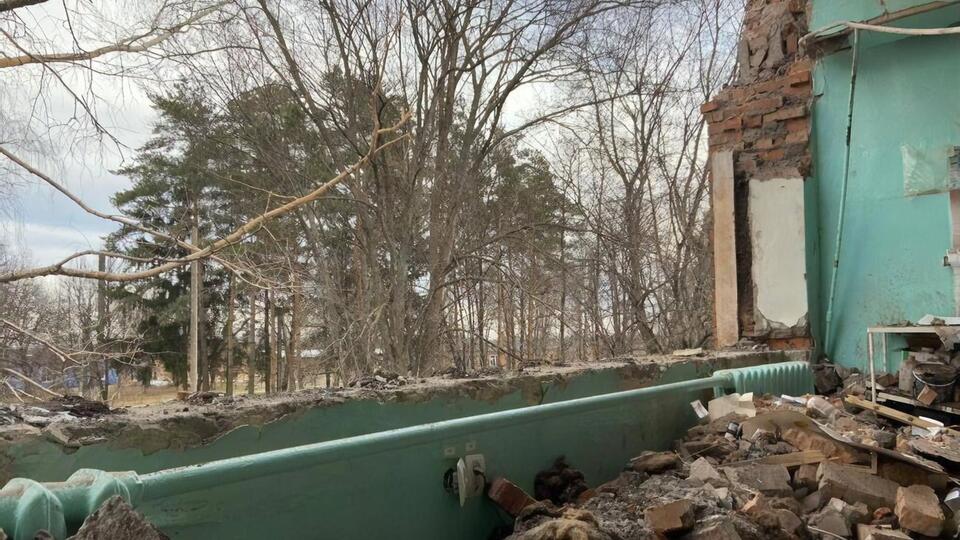 Оккупанты регулярно обстреливают населенные пункты Украины