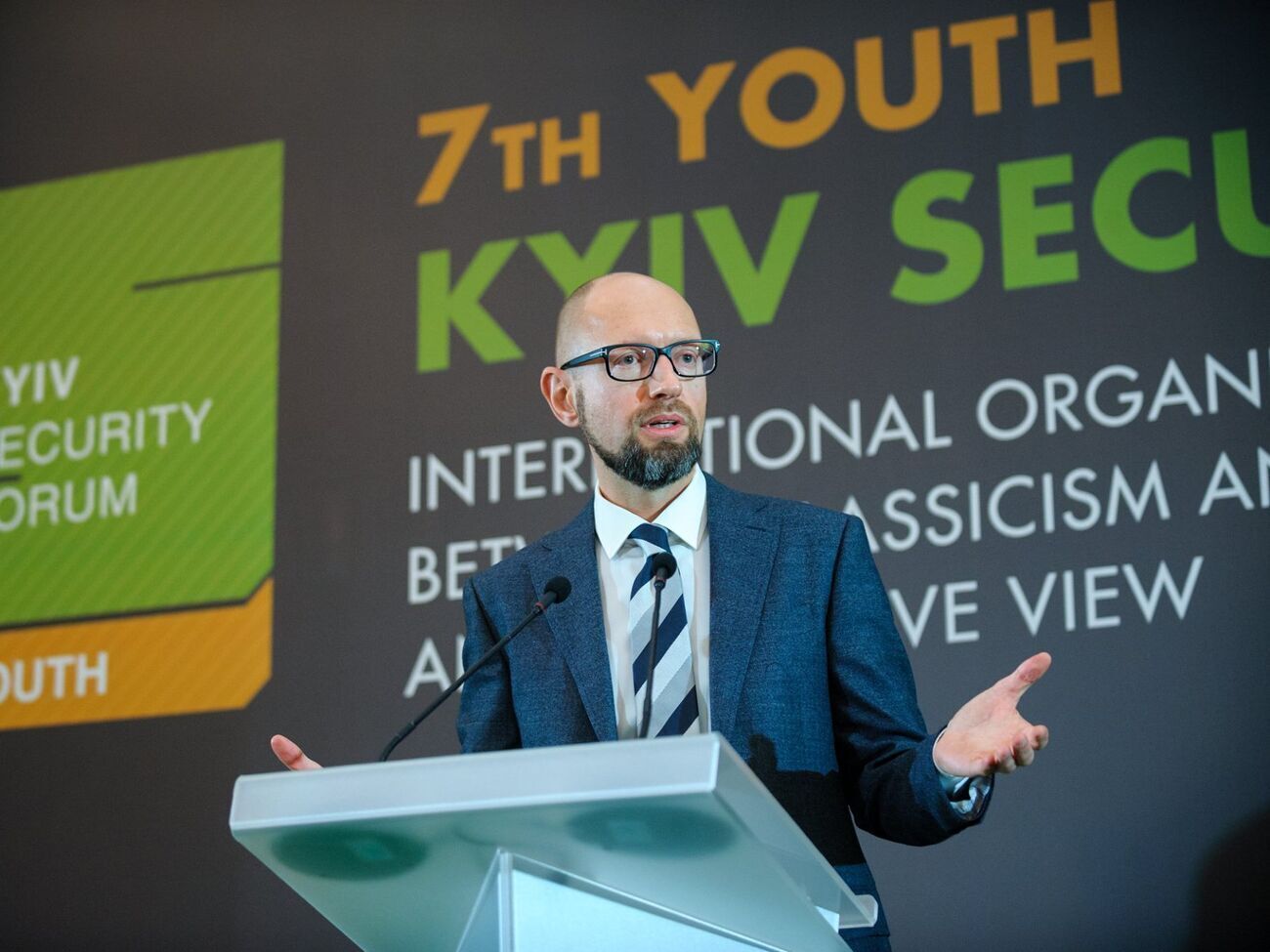 Яценюк: Рішення про початок війни проти України – це рішення щодо демонтажу Росії