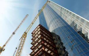 Авторы документа предложили изменения в шесть кодексов и 21 закон в сфере строительства