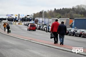 Кількість біженців з України в Польщі становить приблизно 3 млн, зазначив Дуда