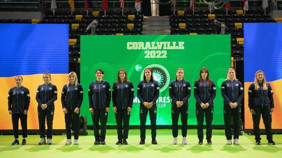 Українська збірна складалася із 10 спортсменок