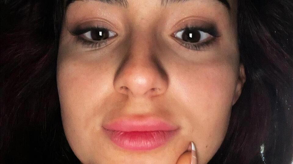 Тринчер: Что-то не придумала подпись, поэтому помогайте