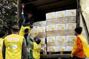 Помощь оказывается в рамках программы "Ринат Ахметов – Спасение жизней"