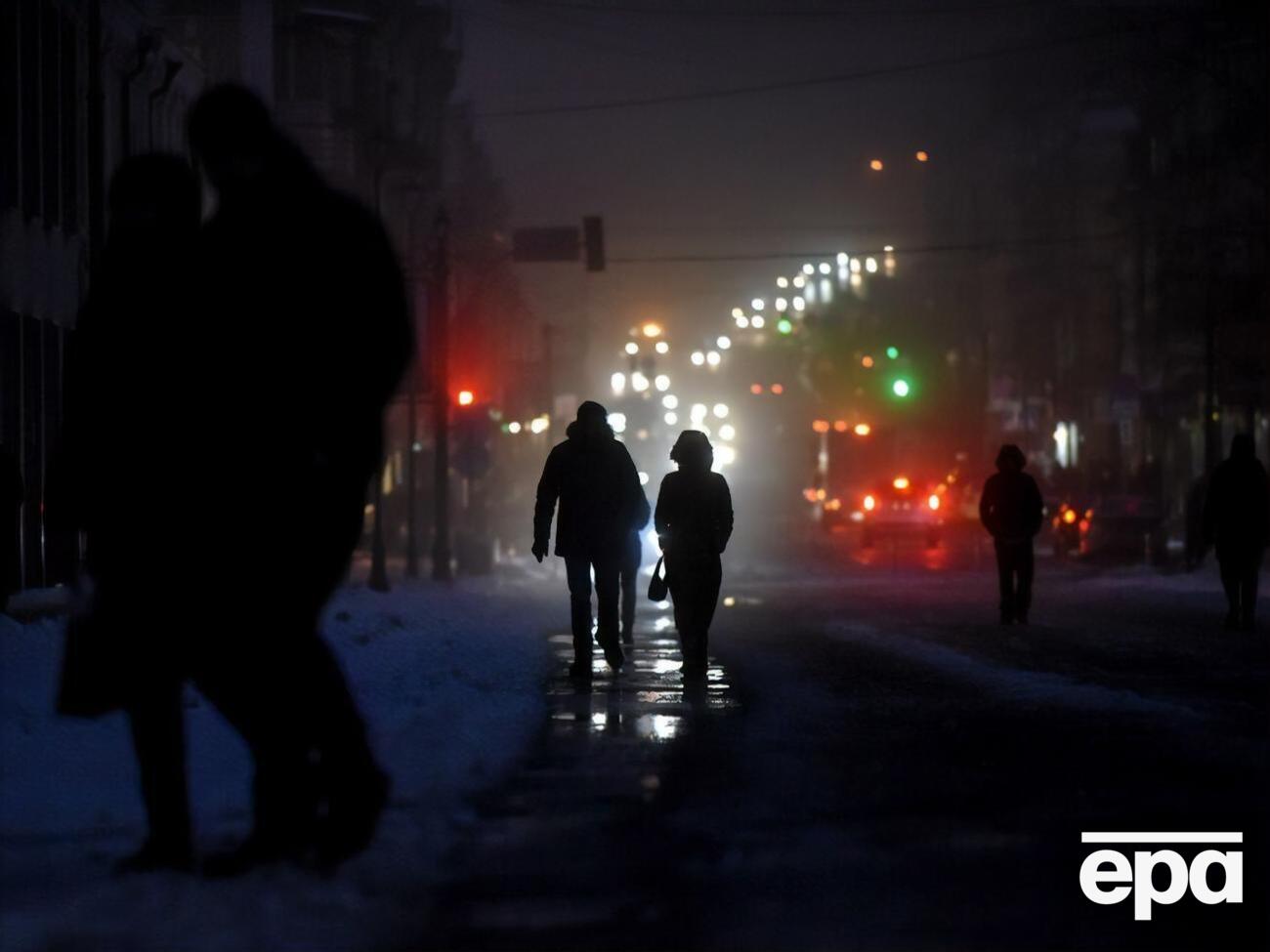Сейчас передвижение в столице ограничено с 23.00 до 5.00