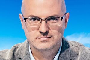 Бросить белорусов в топку войны – вообще красота для Путина. Но Лукашенко, пусть и не блещет интеллектом, отличается инстинктами политического животного