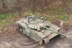 Выездные ремонтные бригады восстанавливают как украинскую, так и трофейную военную технику российских оккупантов, отметили в "Укроборонпроме"