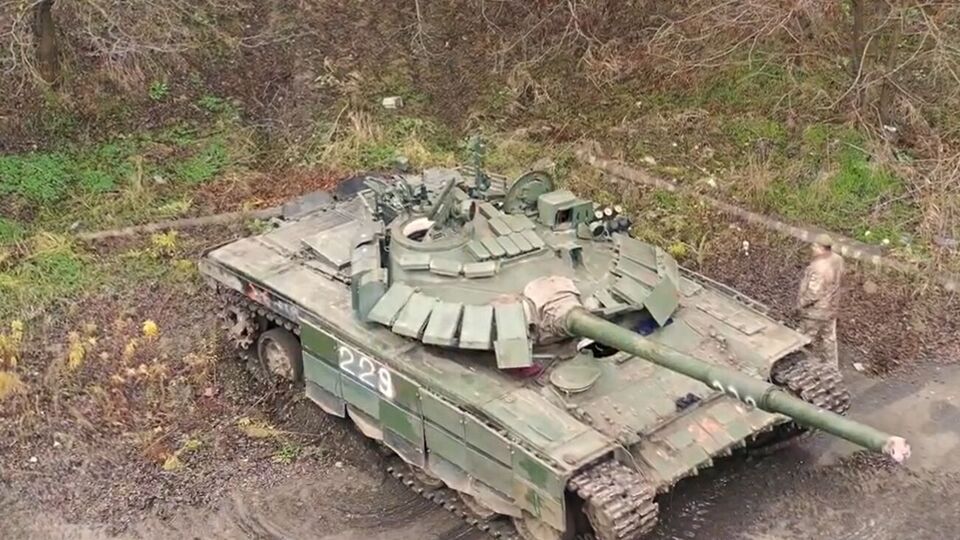 Выездные ремонтные бригады восстанавливают как украинскую, так и трофейную военную технику российских оккупантов, отметили в "Укроборонпроме"