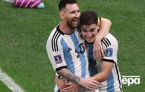 Хорватам забивали Месси и Альварес