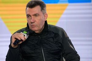 Данилов: Мы наладили выпуск и 152-го, и 122-го калибра уже на наших предприятиях