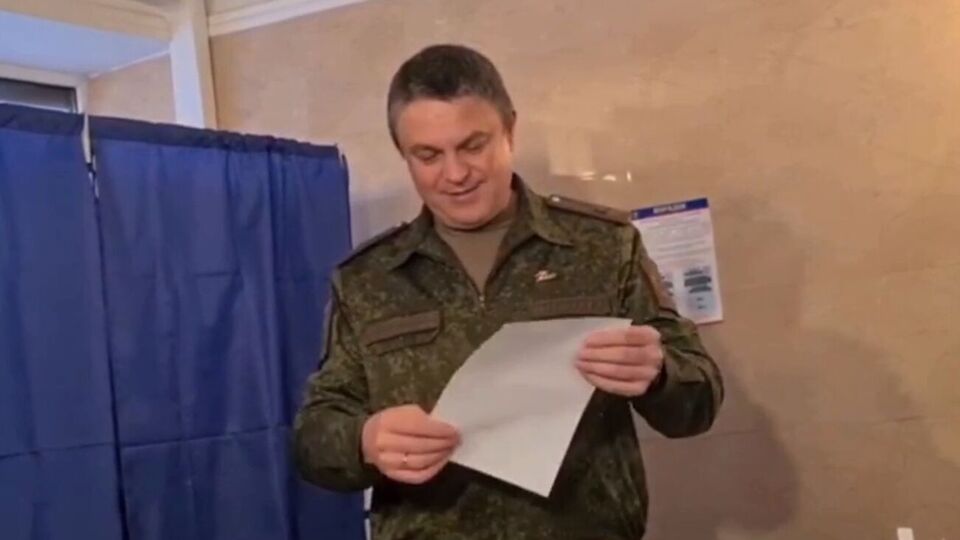 Коллаборанты направили "срочное обращение" к Пасечнику (на фото) с требованием немедленного подписания псевдозакона о присоединении Луганской области к РФ, отметили в СБУ