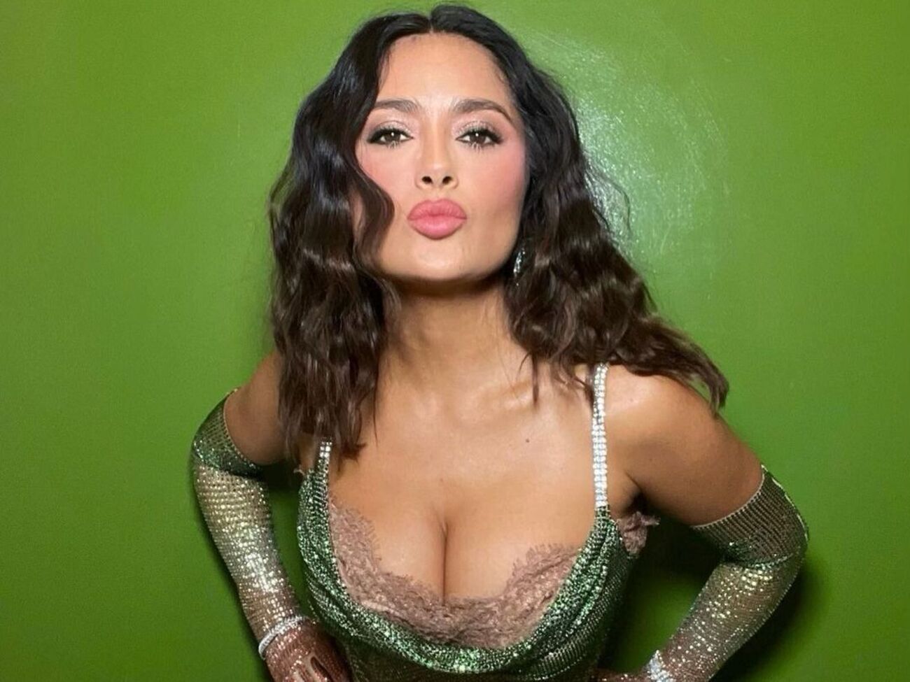 Хаєк народилася у 1966 році