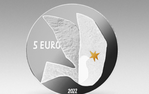 Дизайн монеты разработал украинский художник Сергей Майдуков.