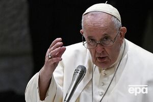 Папа римский призвал экономить на Рождестве
