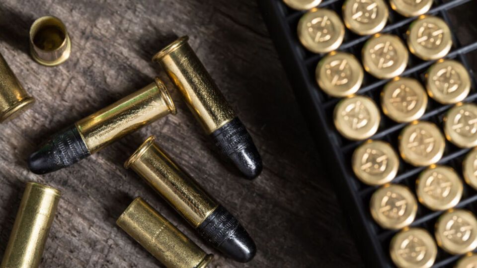 Обвиняемых считают причастными к контрабанде оружия в Россию