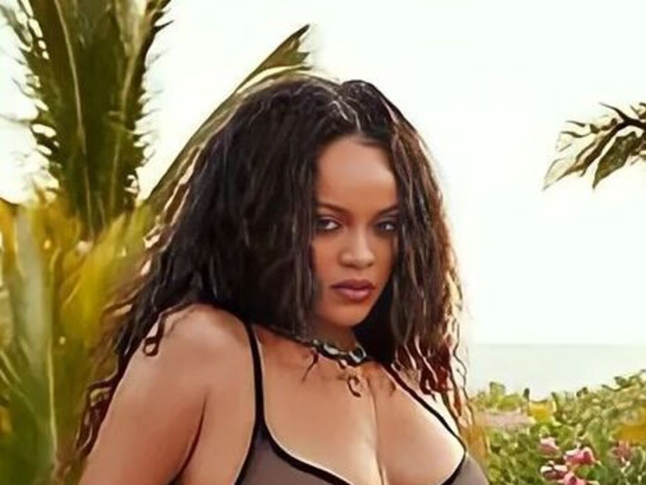 Ріанна показала спідню білизну свого іменного бренда