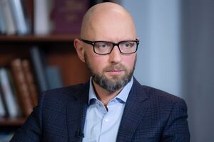 Яценюк полагает, что мировая демократия не может чувствовать себя в безопасности