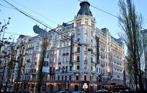 Серед заарештованих готелів – Premier Palace Hotel у Києві
