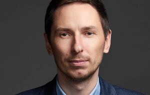 Алексей Выскуб: Закон очень смелый и реформаторский. И там действительно есть нормы, предусматривающие передачу отдельных полномочий от чиновников бизнесу