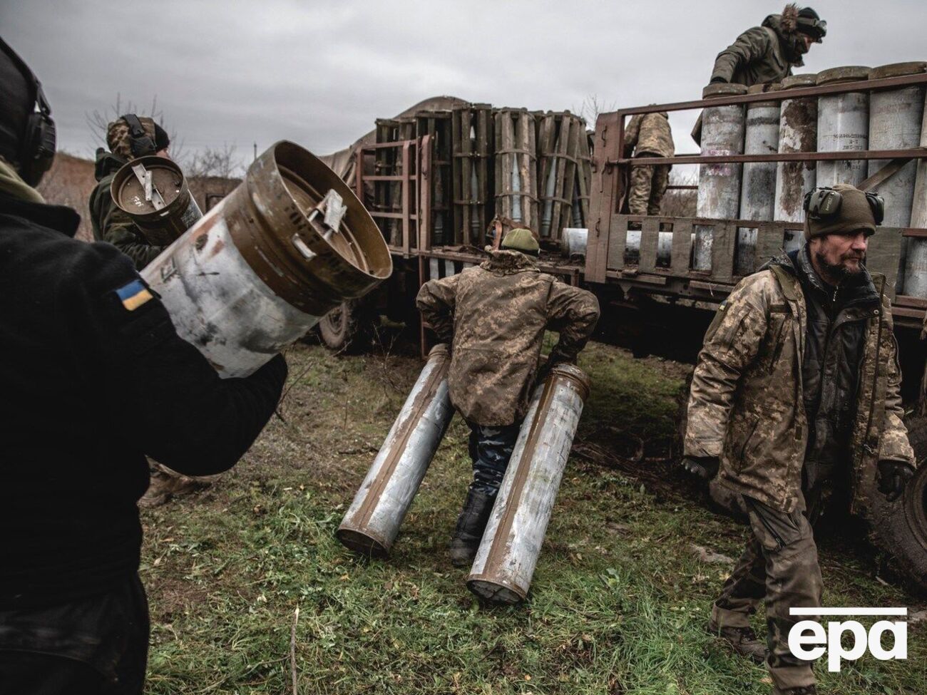 Українські військові стримують наступ росіян на сході країни