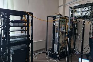 Під час обшуку правоохоронці вилучили техніку